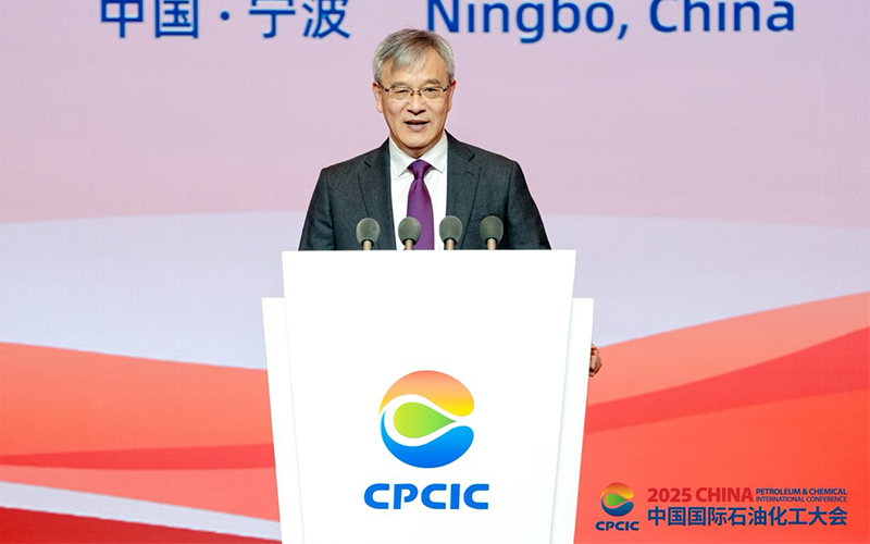 褚健：工业AI可行之路的思考，以FAOP破解“大厨困境”